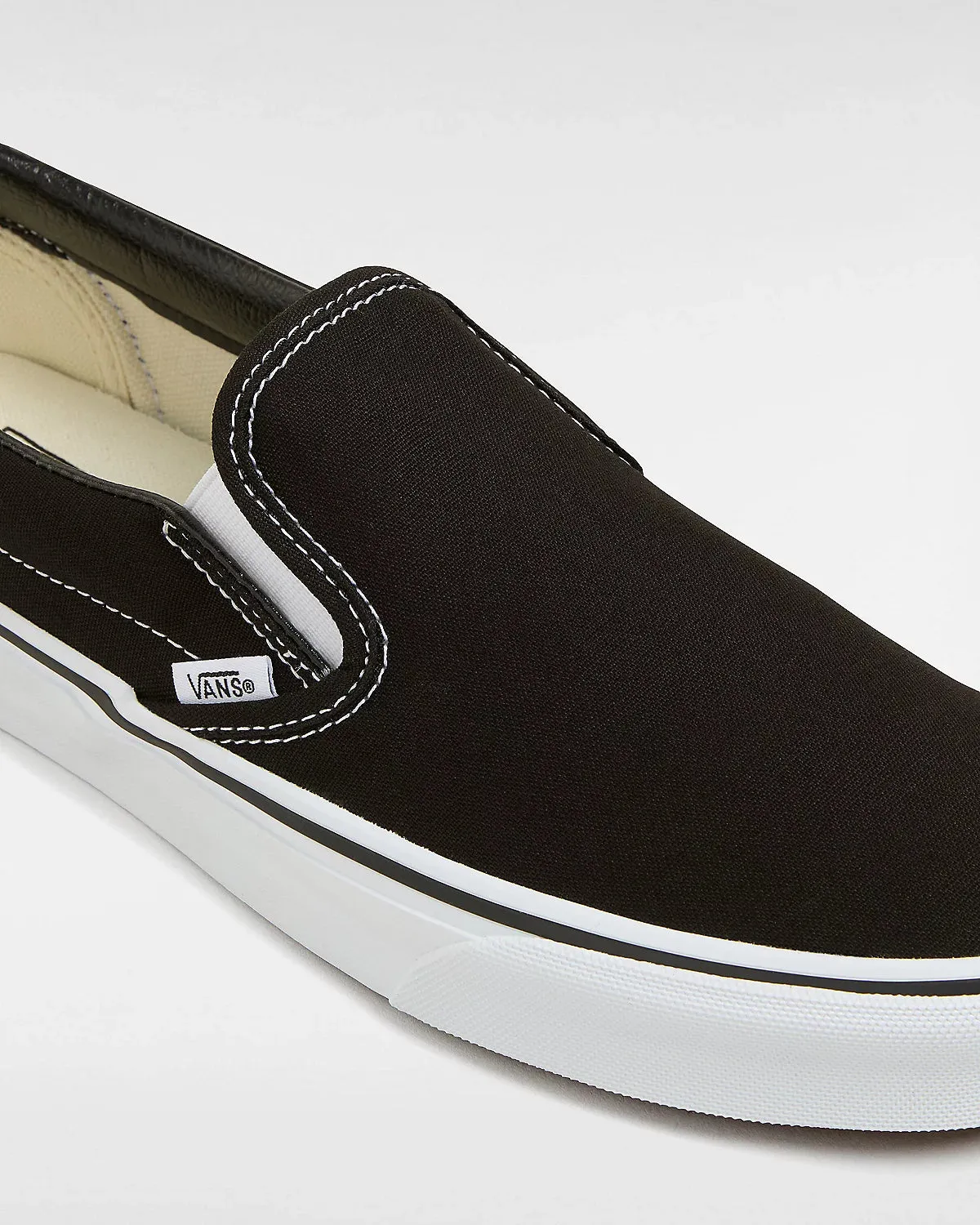 Vans Unisex Skate Slip-On Shoes Black/White VN000EYEBLK